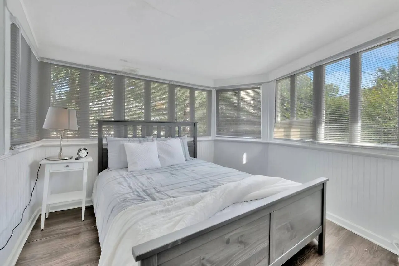 Apartamento Le Chateau Tampa, Walk To Hyde Park & Amalie Arena